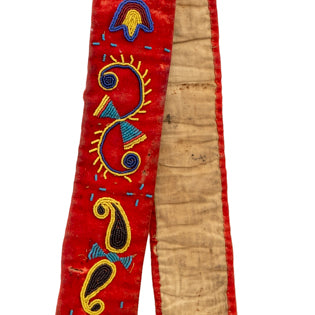 Classic Period Powder Horn with Beaded Strap, circa 1865